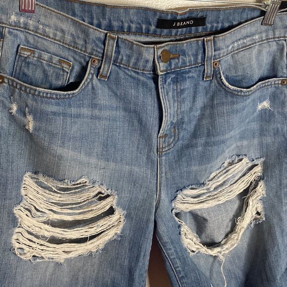J Brand-Distressed Boyfriend Shorts-Euphoria- medium wash- Size 29 (US 8) - Picture 5 of 11
